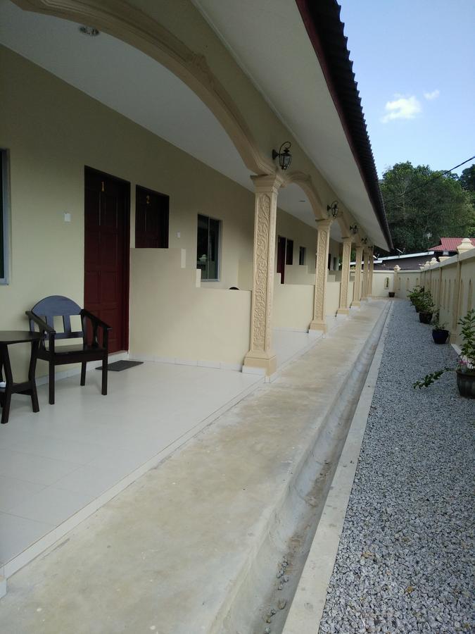 Sri Melor Inn Pantai Cenang  Exterior photo